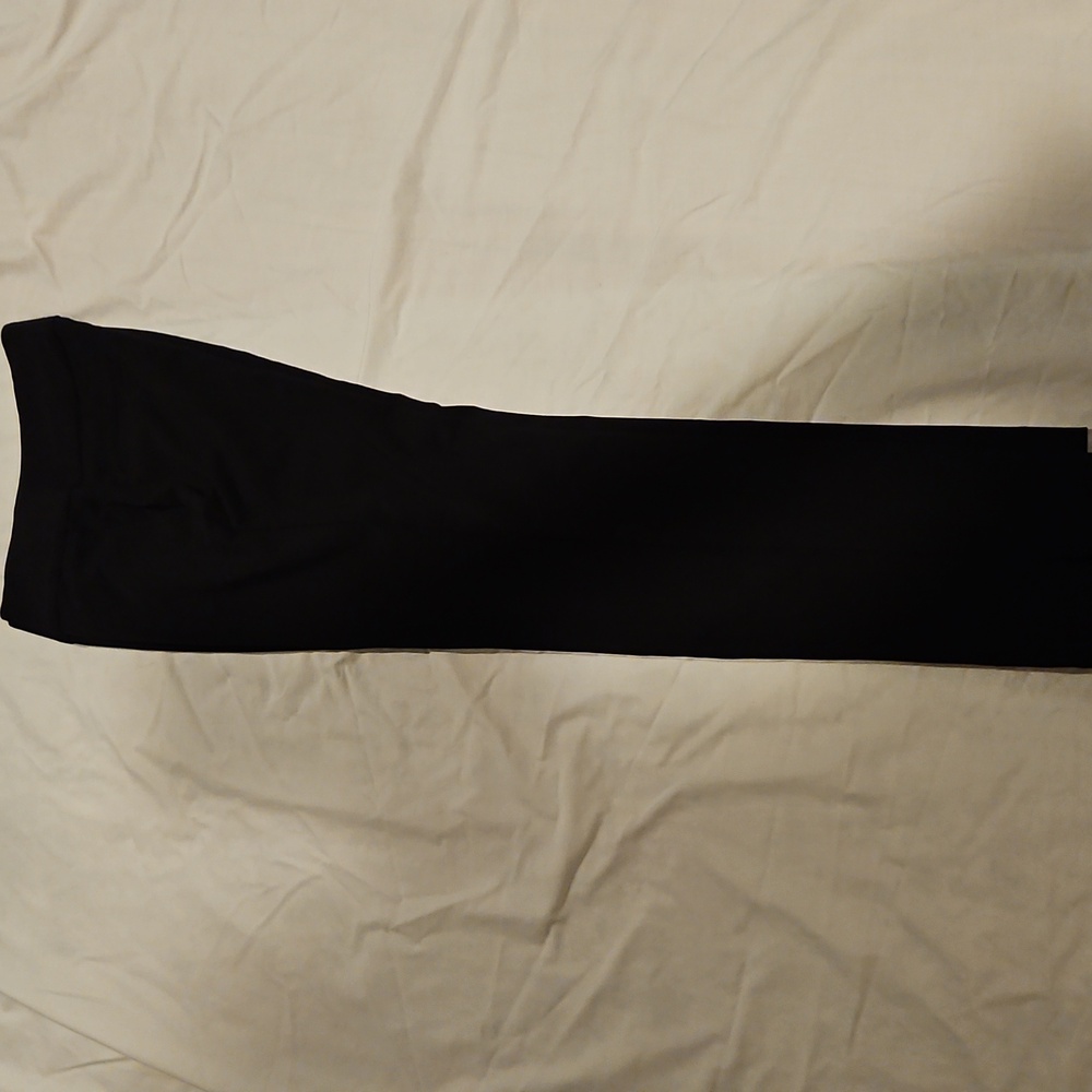 A. Byer Women's Waist Slimming Black Dress Pants Size 7